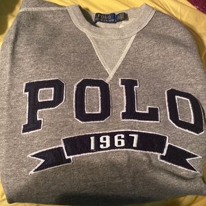 Men’s polo sweater